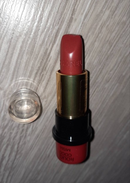 Chanel Rouge Coco Lipstick rzs