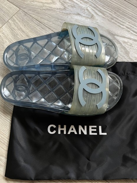 Chanel papucs