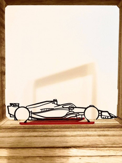 Charles Leclerc Ferrari F1-75 asztali aut modell, dekorci, ajndk