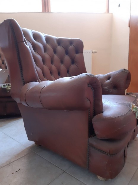 Chesterfield fotel 2 db