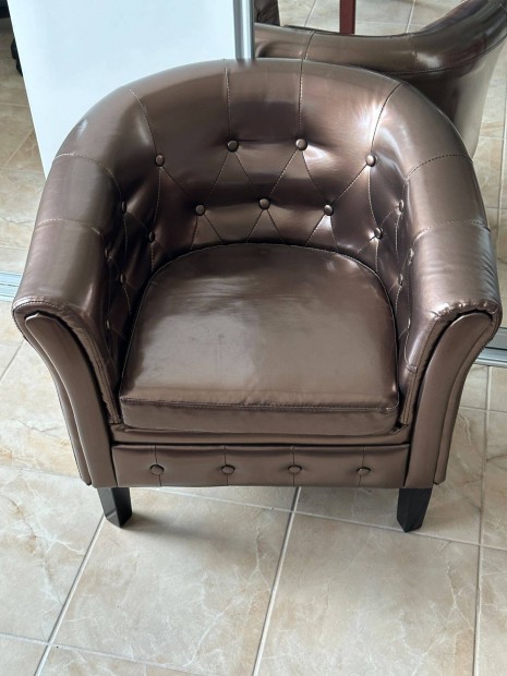 Chesterfield jelleg bronzbarna mbr fotelek lbtartval +egy arany