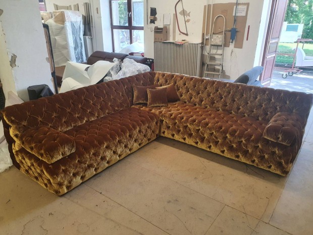 Chesterfield sarokgarnitra,j,akcis r