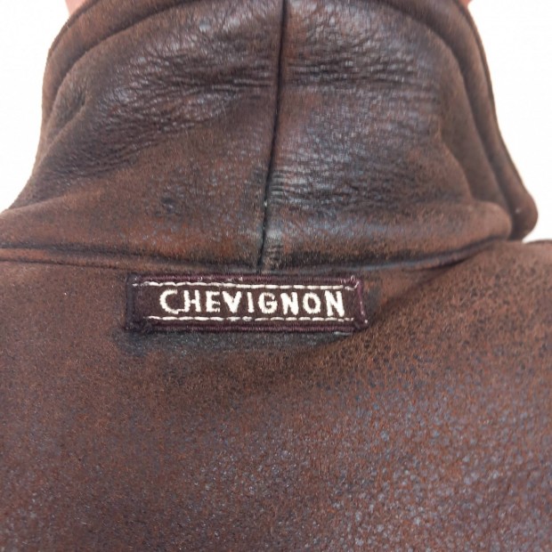 Chevignon irha kabt  L