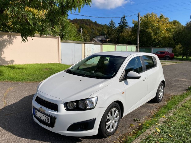 Chevrolet Aveo 1229 cm3-63 kW