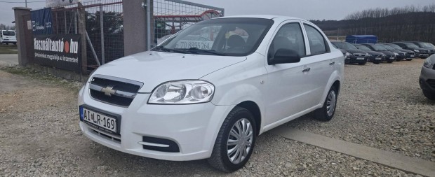 Chevrolet Aveo Sedan 1.2 16V Elite LS 2 év vizsga