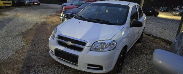 Chevrolet Aveo Sedan 1.2 16V Elite LS 2 v vizsga