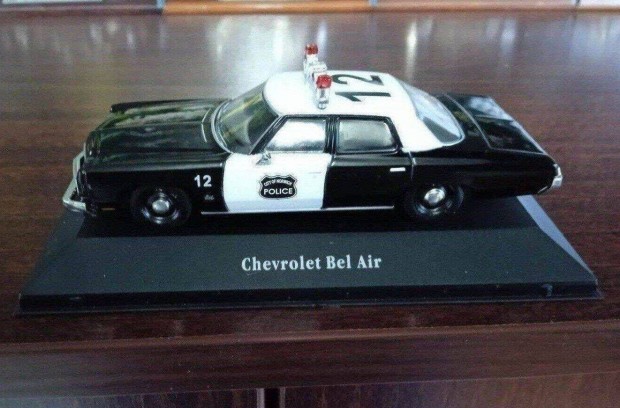 Chevrolet Bel Air Polizei USA 1973 "Atlas" kisauto modell 1/43 Elad