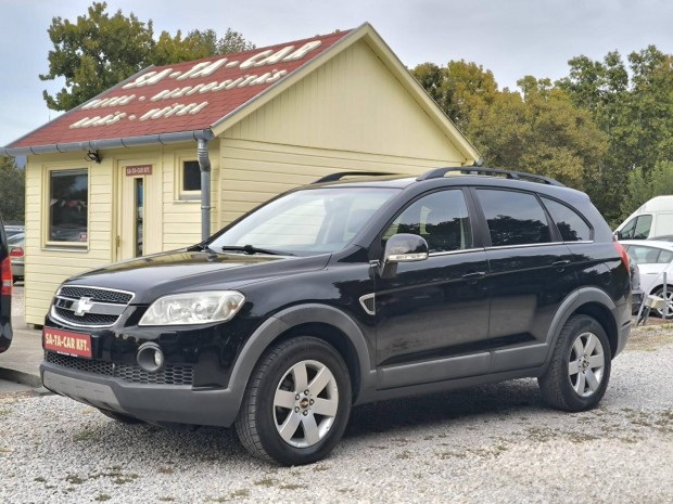 Chevrolet Captiva 2.0 D LT Medium 7 személyes