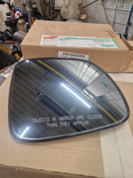 Chevrolet Captiva jobbos t�k�rlap 93743585