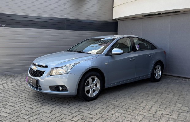 Chevrolet Cruze 1.6 LS Garancival!