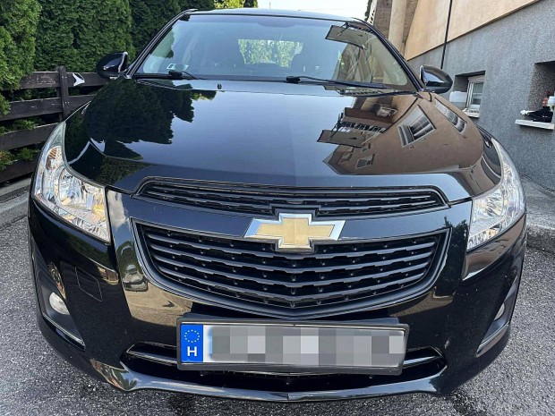 Chevrolet Cruze 1.6 LS Plus