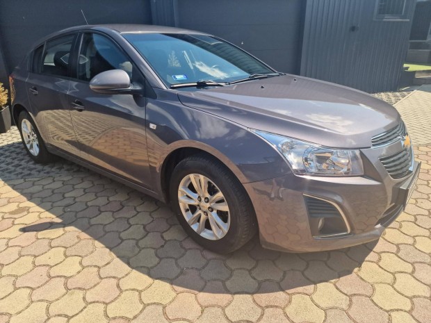 Chevrolet Cruze 1.6 LS Plus Hazai j Vsrls.E...