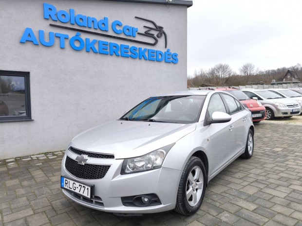 Chevrolet Cruze 1.6 LS Plus Kl�ma! Von�horog! T...