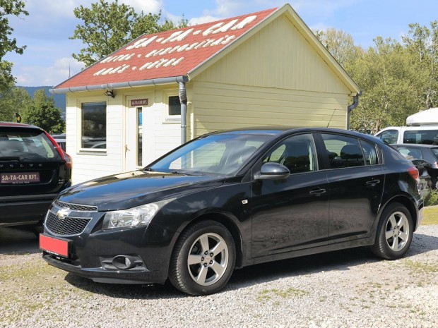 Chevrolet Cruze 1.6 LT Plus