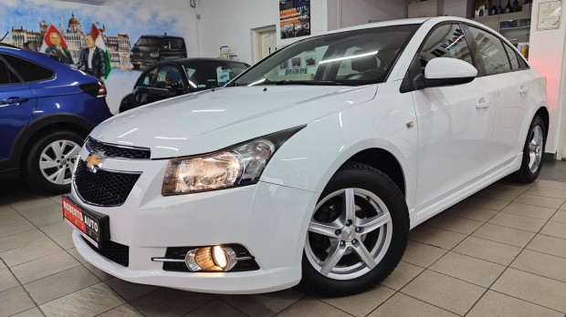 Chevrolet Cruze 1.6 LT Sport Friss Mszakival.F...