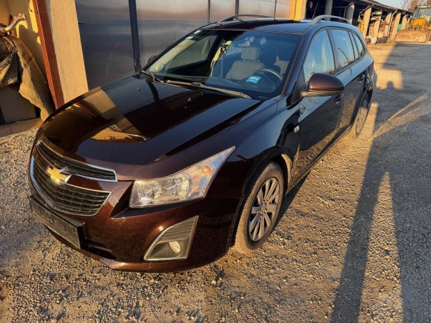 Chevrolet Cruze 1.7d LS Plus