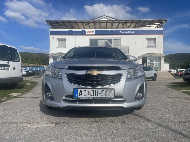Chevrolet Cruze 1.7d Ltz Garantlt KM!!Vezrls...
