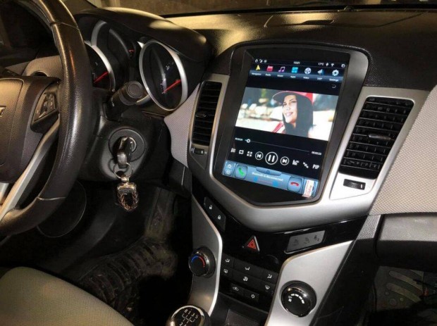 Chevrolet Cruze Carplay Multimédia Android GPS Rádió Tolatókamerával