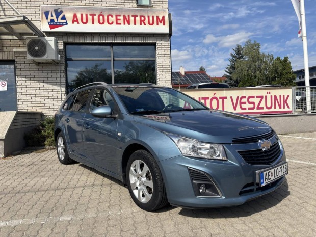 Chevrolet Cruze SW 1.6 LS Plus