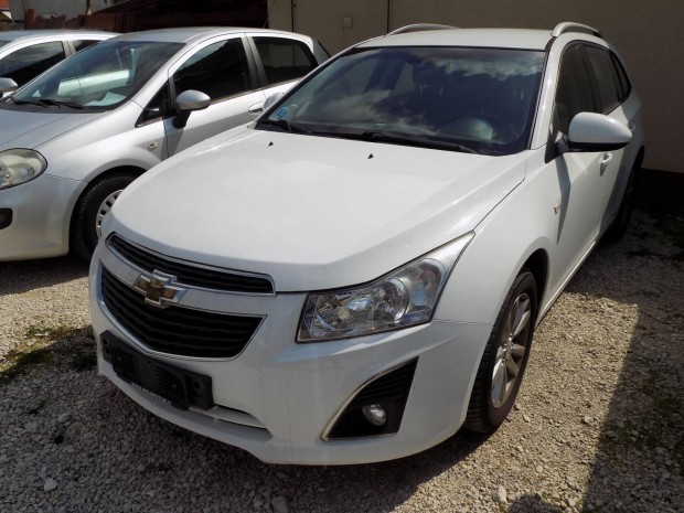 Chevrolet Cruze SW 1.6 LT Plus