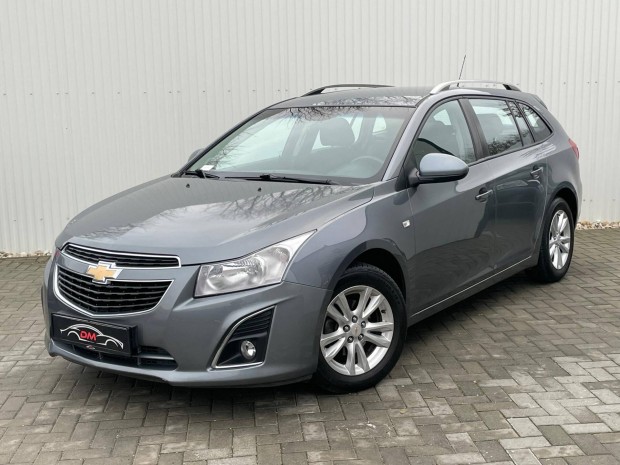 Chevrolet Cruze SW 1.6 LT Plus Multimdia.Digit...