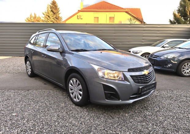 Chevrolet Cruze SW 1.6 LT Plus Szívó benzin -16...