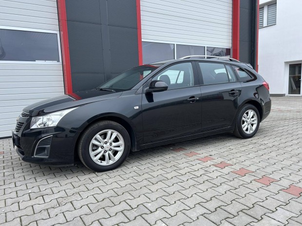 Chevrolet Cruze SW 1.7d LT Plus Tempomat/Parkra...