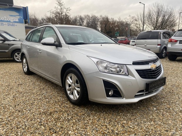 Chevrolet Cruze SW 1.7d Ltz