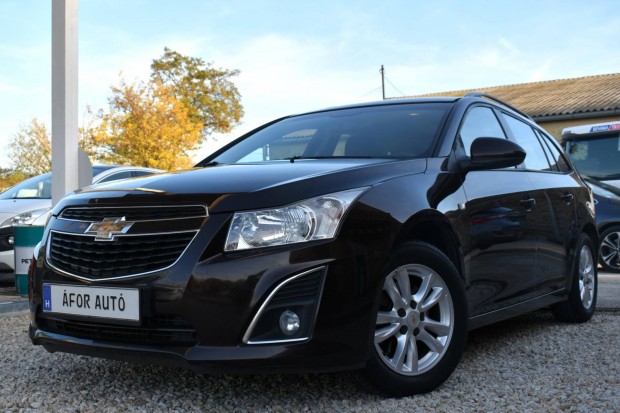 Chevrolet Cruze SW 1.7d Ltz D.Klma - Navi - T....