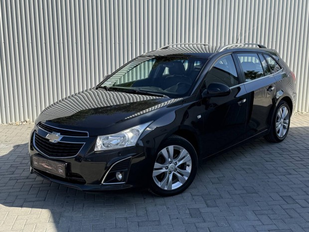 Chevrolet Cruze SW 2.0d Ltz Plus (Automata) NAV...