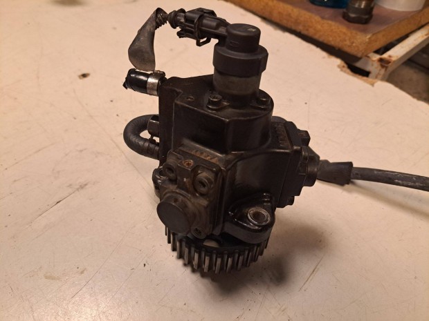 Chevrolet Cruze magasnyoms szivatty pumpa Bosch 2.0 Diesel 96859151