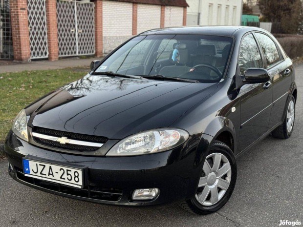 Chevrolet Lacetti 1.4 16V Elite AC