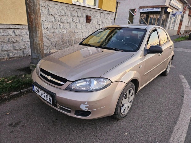 Chevrolet Lacetti 1.4 16V Elite von�horog