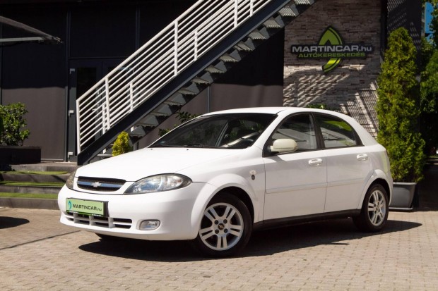 Chevrolet Lacetti 1.4 16V Star AC Galaxy White...