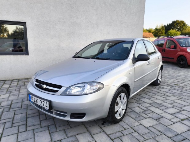 Chevrolet Lacetti 1.4 16V Star AC Jghideg klm...