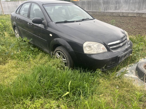 Chevrolet Lacetti 1.4b sedan alkatrészek