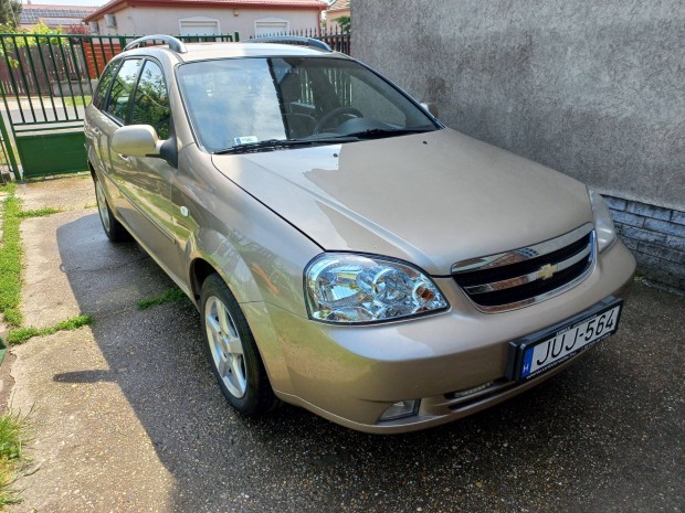 Chevrolet Lacetti 1.6