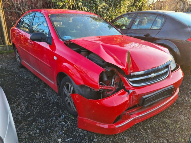 Chevrolet Lacetti Elit Sedan alkatr�szei elad�k