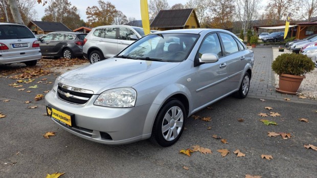 Chevrolet Lacetti Sedan 1.4 16V Plus j kuplung...