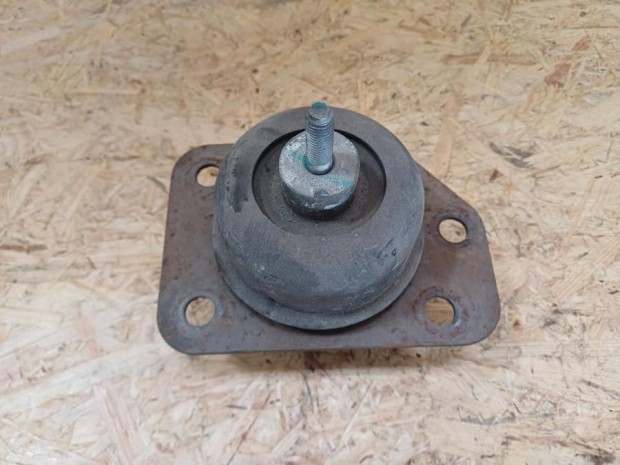 Chevrolet Lacetti (2005-2013) 1.6 Benzines Motor Tartó Bak