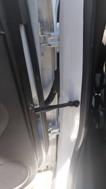 Chevrolet Orlando bal hátsó ajtó zsanér