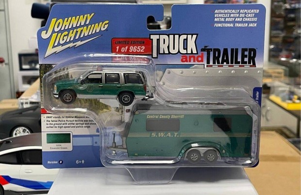 Chevrolet Tahoe SWAT Team 1997 1:64 1/64 Greenlight