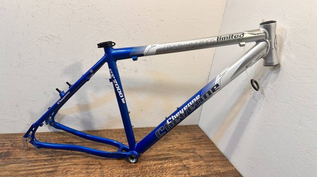 Cheyenne fs2000 limited 26" alu váz