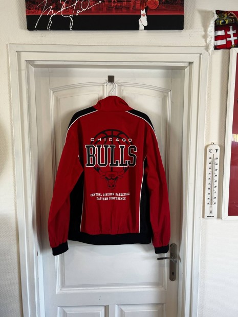 Chicago Bulls M-es szl dzseki 