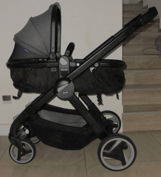 Chicco Fully babakocsi 2az1-ben ingyen szállítással