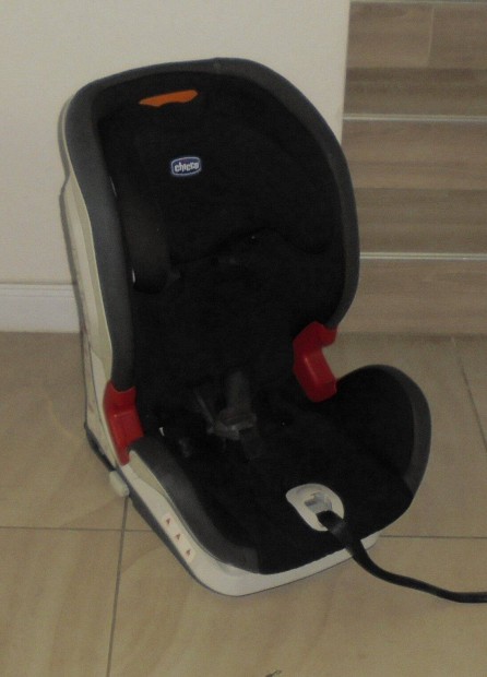 Chicco youniverse fix isofix autósülés 9-36kg ingyen szállítással