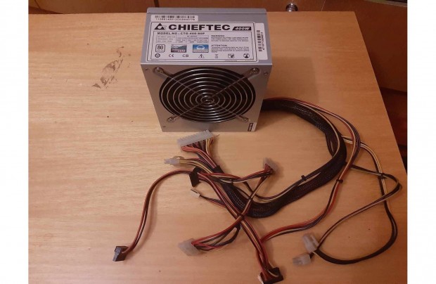 Chieftec 400w 80+ tpegysg elad Szeged