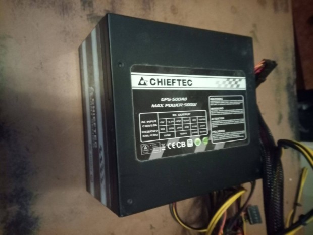 Chieftec 500W-os PC tpegysg