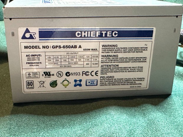 Chieftec 650W-os (GPS-650AB) ATX tpegysg elad