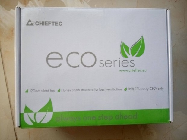 Chieftec Gpe-700S tápegység